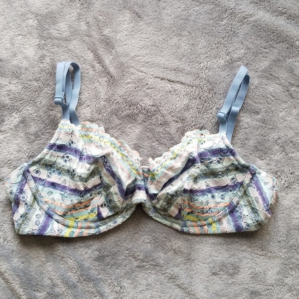 Victoria's Secret wicked uplift bra